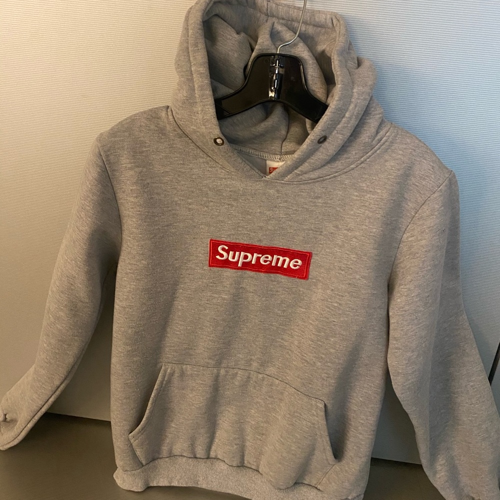 Supreme Heather Gray Box Logo Sweatshirt Small